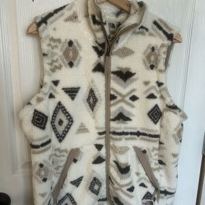 Women’s north face vest